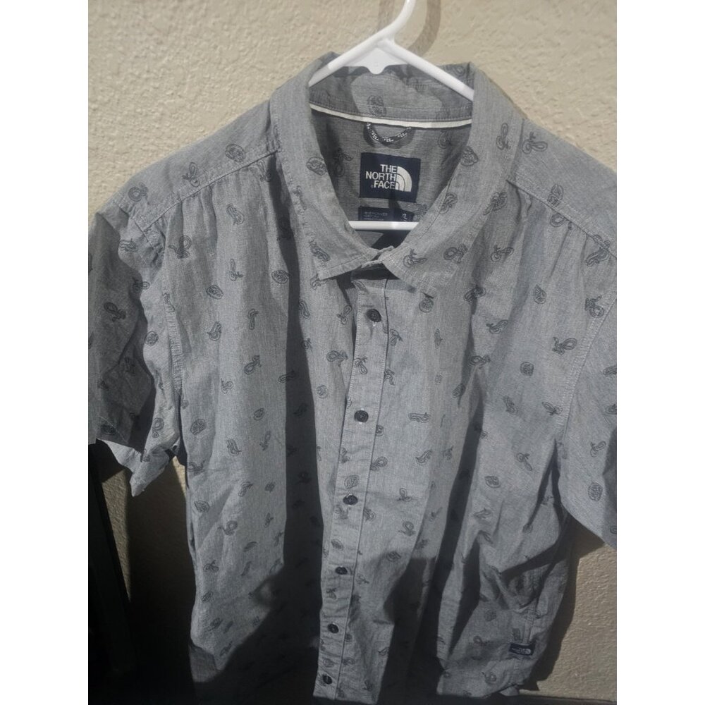 The North Face Gray Snake Print Button Down Shirt Men's XL Short Sleeve